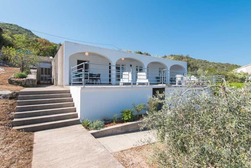 Apartmani Dubravko Putnikovic Ngoại thất bức ảnh