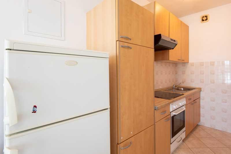Apartmani Dubravko Putnikovic Ngoại thất bức ảnh