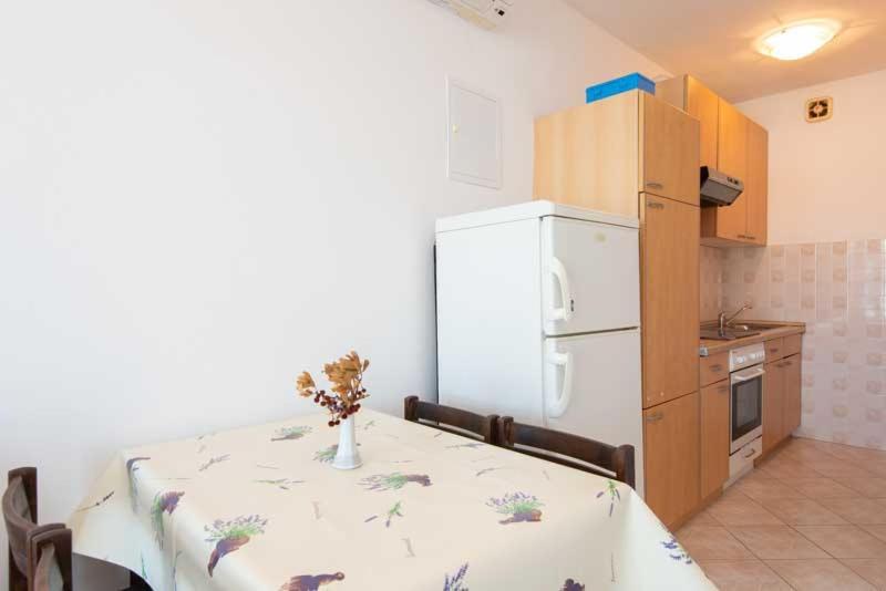 Apartmani Dubravko Putnikovic Ngoại thất bức ảnh
