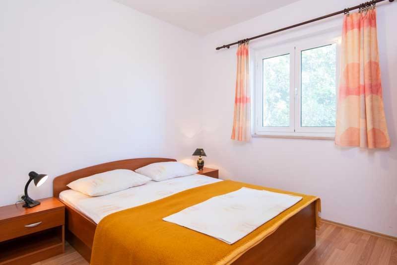 Apartmani Dubravko Putnikovic Ngoại thất bức ảnh